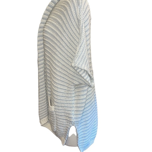 Madewell Women's Cardigan Size S Gray & White Short Sleeve Front Pockets - Picture 3 of 10